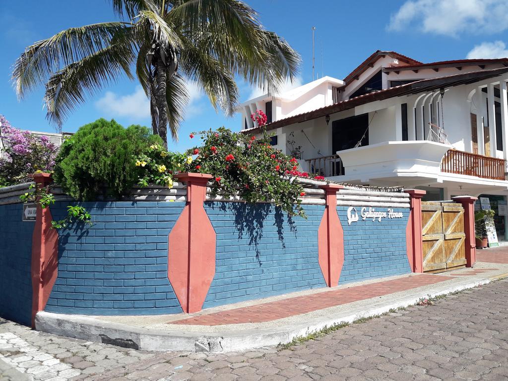 Galapagos House Hostel Puerto Ayora  Kültér fotó